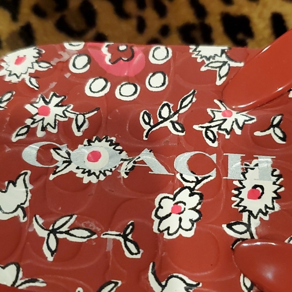 Coach Red Abigail Floral Thong Sandal Sz 7-8 - Picture 9 of 10